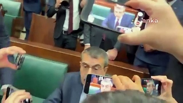 Şaibeli bir şekilde İstanbul Üniversitesi’ne geçiş yapan Zamoğlu’na ibretlik ayar! Milli Eğitim Bakanı Yusuf Tekin İmamoğlu’nu rezil etti