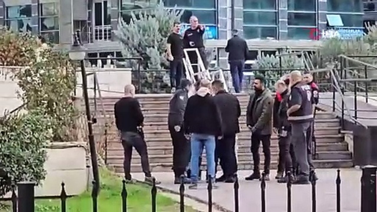 Adliyede hareketli anlar