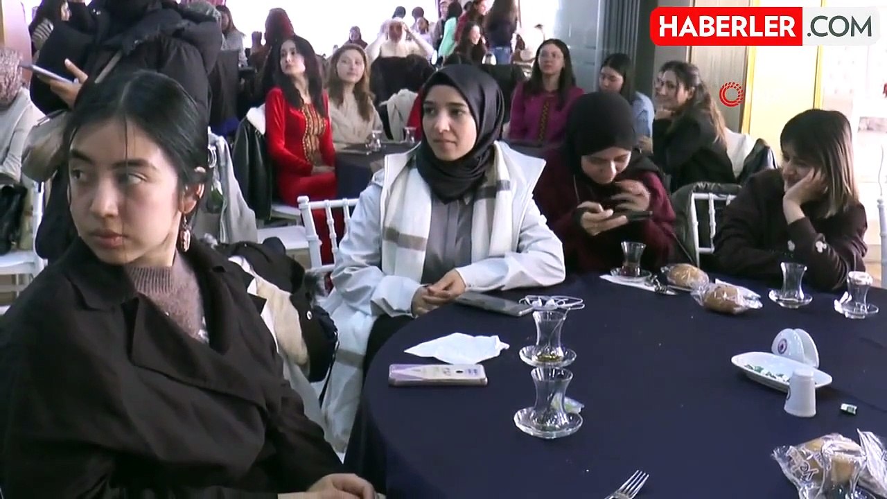 Suriyeli Öğrenci: 'Ülkemize Dönme İsteği Artık Hayal Değil'