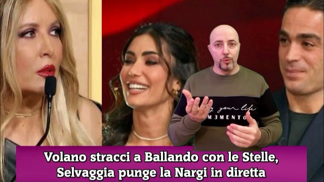 Volano stracci a Ballando con le Stelle, Selvaggia punge la Nargi in diretta