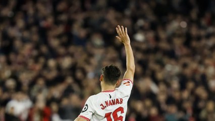 Navas se despide del Pizjuán entre lágrimas