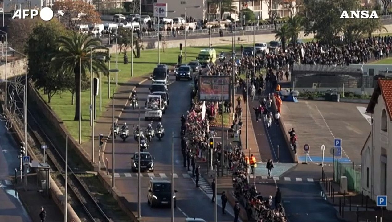 Il Papa ad Ajaccio, e' la prima volta di un Pontefice in Corsica