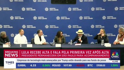 Lula se emociona em coletiva após alta hospitalar: "Confesso que fiquei assustado"