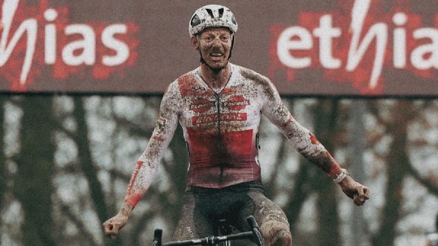 Cycling - UCI Cyclo-Cross World Cup 2024 - Michael Vanthourenhout wins the most beautiful race of the year in Namur