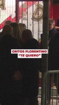 Gritos de Te quiero a Florentino a su salida de Vallecas