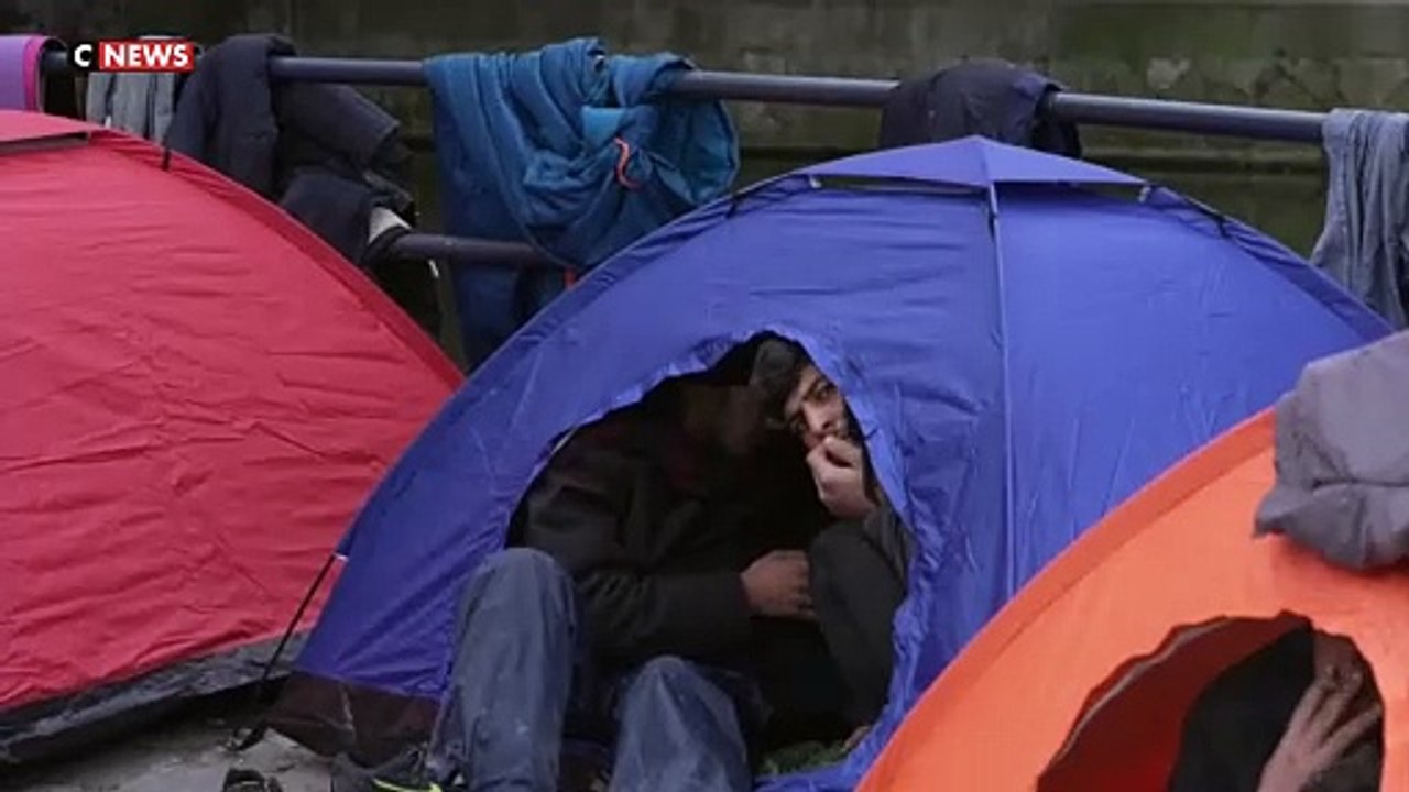Syrie : Les migrants de Calais hésitent à rentrer au pays après les événements de ces derniers jours