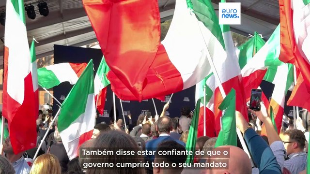 Giorgia Meloni demite-se do grupo europarlamentar ECR