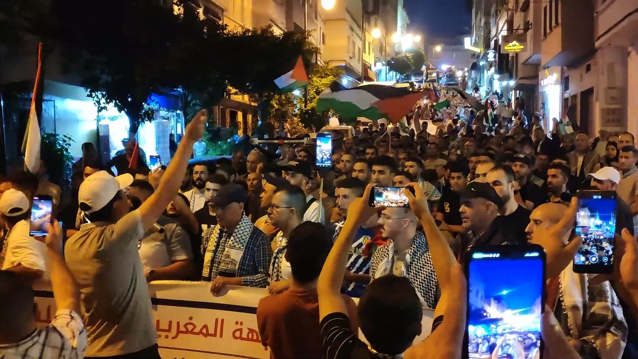 في غزة دمرو المدارس مسيرة  احتجاجية ضد استمرار الإبادة الجماعية بغزة ومن اجل وقف المجازر طنجة  12 09 2024