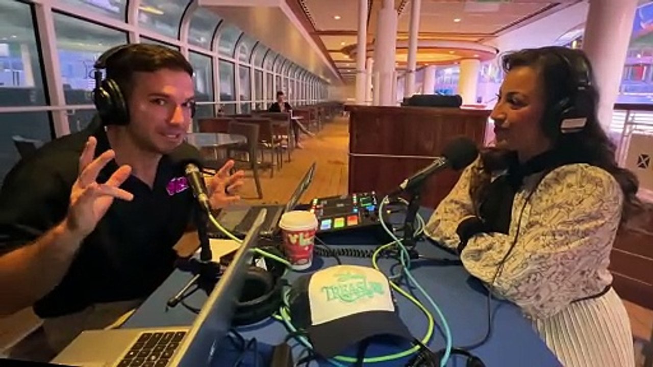 Bennett chats with Serena on the Disney Treasure about Adventure-Filled Family Dining