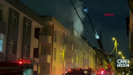 Çekmeköy'de 3 katlı binada yangın çıktı