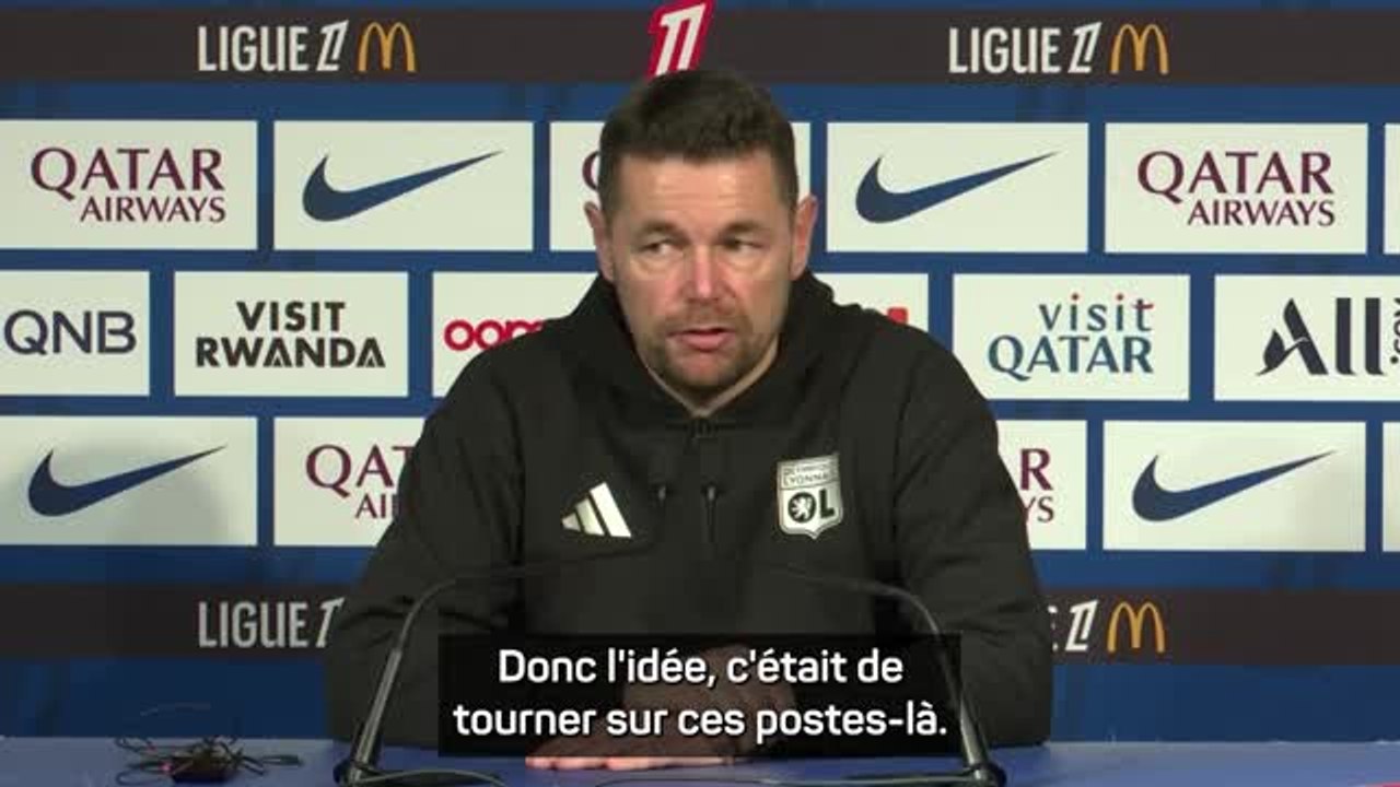 Lyon - Sage justifie la non-titularisation de Lacazette