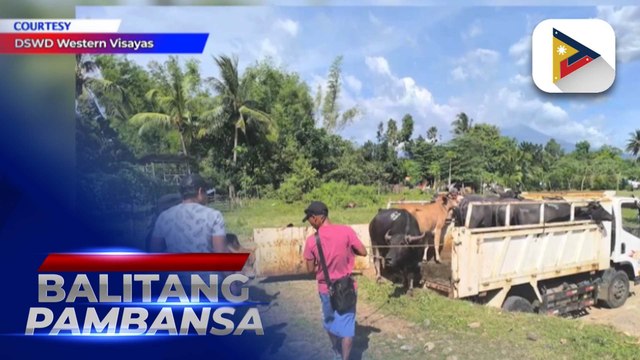 DOT, namigay ng livelihood assistance sa mga apektado ng pagputok ng Mt. Kanlaon sa sektor ng turismo