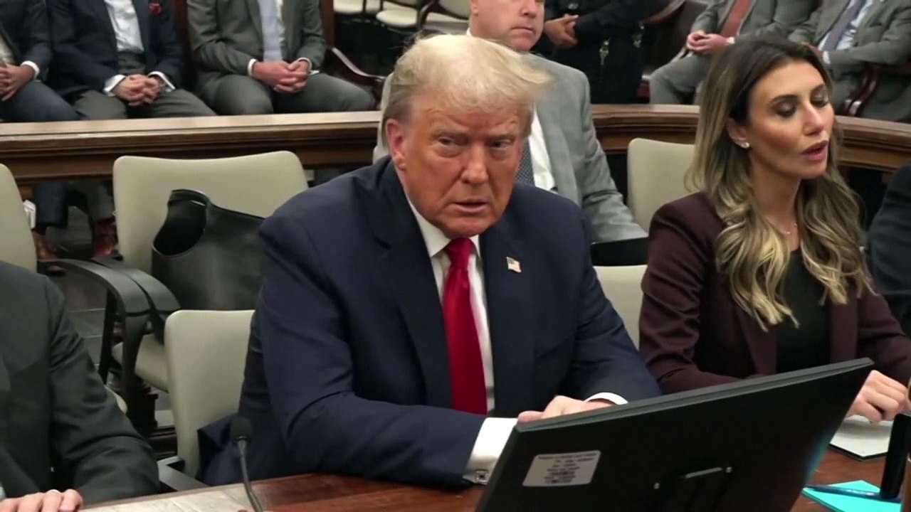 Schweigegeld für Pornostar: Richter will Urteil gegen Trump nicht aufheben