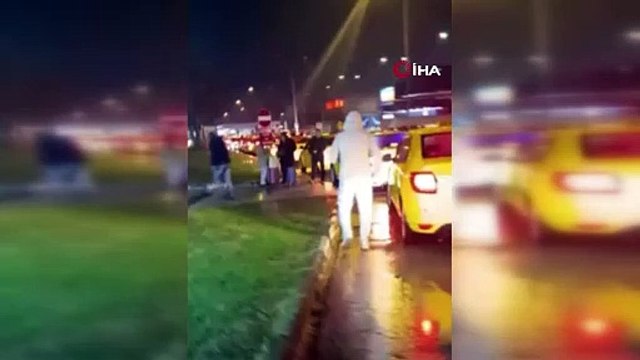 Alışveriş merkezine geldiler, trafikten dolayı kontak kapattılar