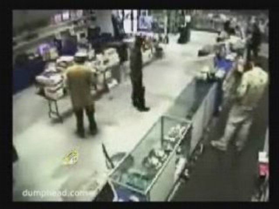 mort de rire Incroyables tres discret le vol d ordinateur