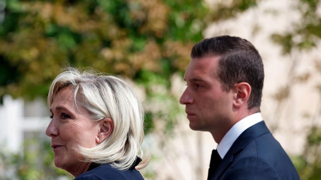 Nouveau gouvernement : Marine Le Pen et Jordan Bardella arrivent à Matignon, les consultations commencent