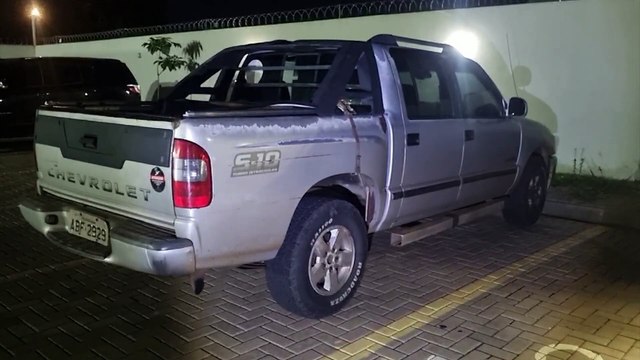 PM recupera caminhonete roubada por 'piratas do asfalto' na BR-369