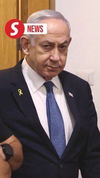 Netanyahu arrives in Tel Aviv court for second week of his corruption trial