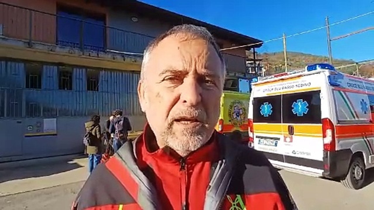 Speleologa intrappolata Mauro Guiducci (vice presidente soccorso alpino): "Continuiamo a lavorare nel recupero della barella"
