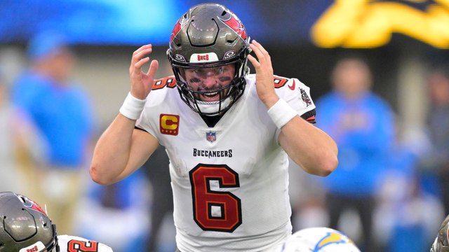 Buccaneers Clinch Road Triumph Over Chargers 40-17: Game Recap