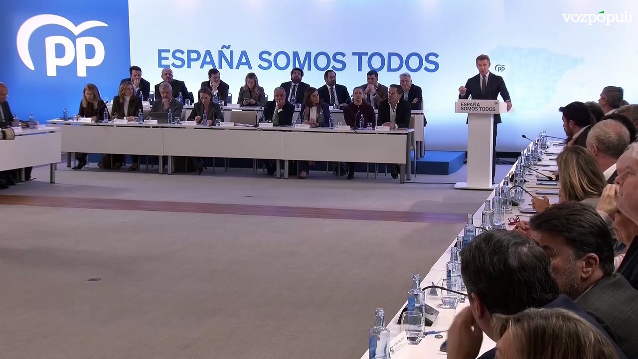 Feijóo carga en 9' contra Sánchez