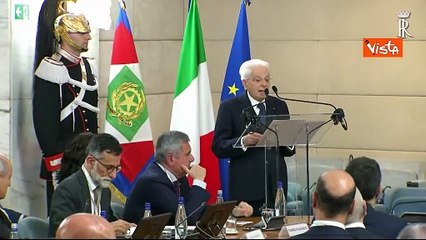 Mattarella: "Paesi ostili manipolano le informazioni"
