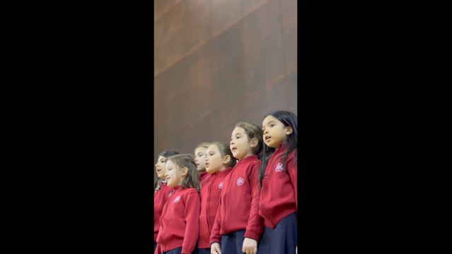 Medio millar de escolares toledanos participan en el certamen de villancicos organizado por la Concejalía de Educación del Ayuntamiento de Toledo