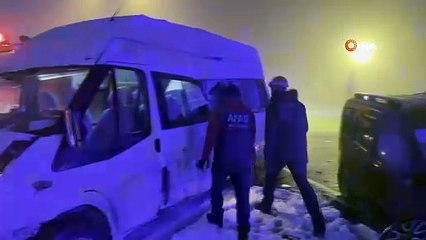 sis sebebiyle zincirleme kaza: 6 yaralı