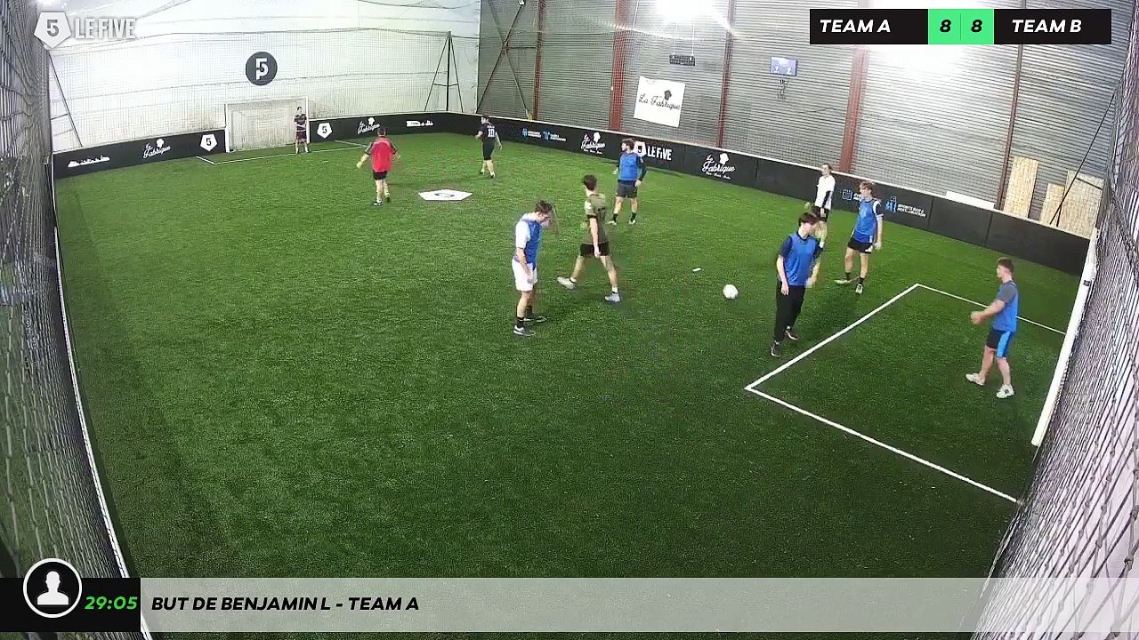 But de Benjamin L - Team A