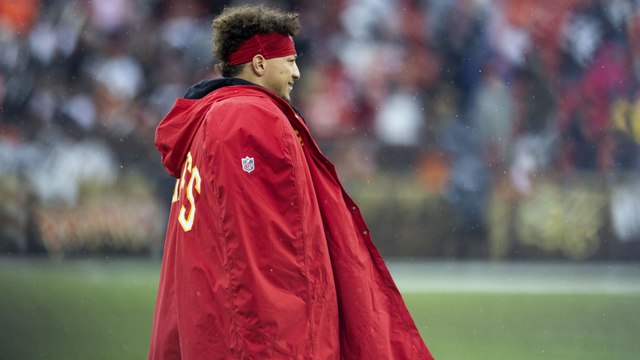 Will Mahomes Recover for Playoffs? Chiefs vs. Bills Analysis