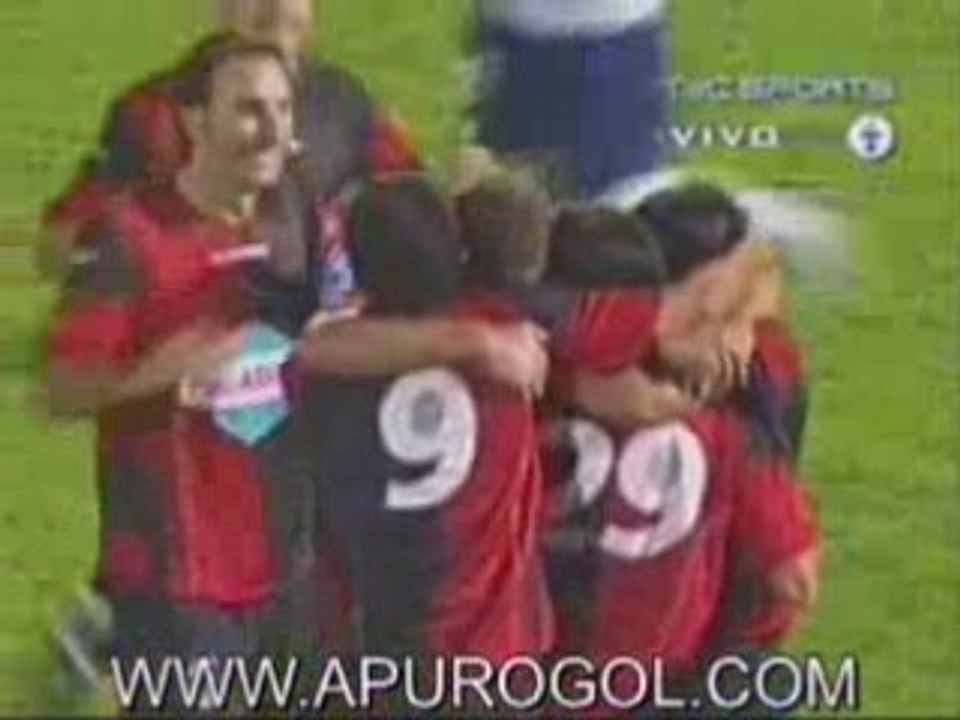 Newell's 1 Gimnasia de la Plata 0 Gol de Kletnicki en contra