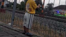 liat kereta api