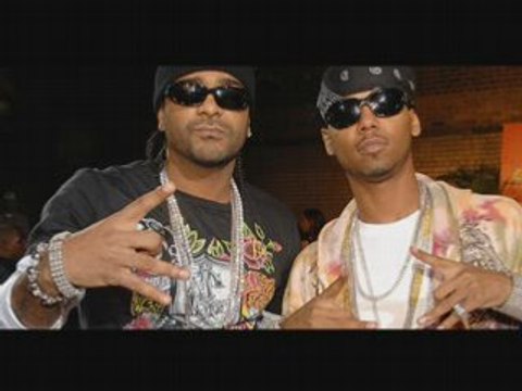 Jim Jones Feat Juelz Santana - Splash [NEW SONG]