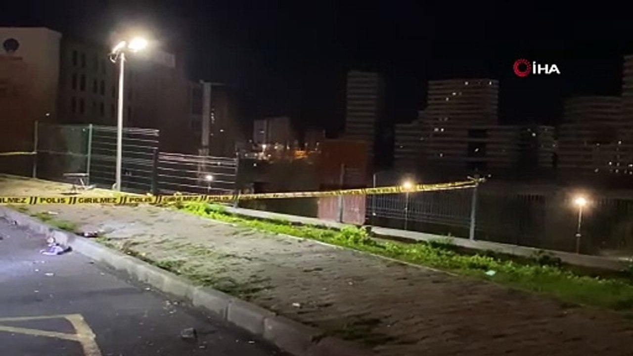 Bayrampaşa’da kahreden olay! Teller koptu, iki arkadaş 10 metreden yere çakıldı