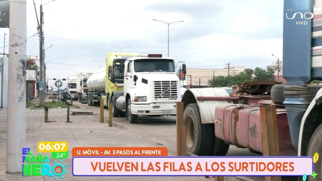 SCZ FILAS POR DIESEL EN SURTIDORES DE SANTA CRUZ