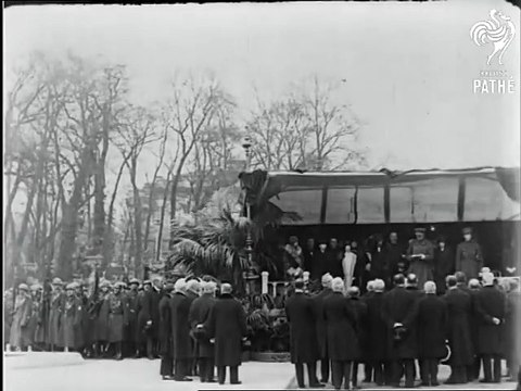 Estatua del rey Leopoldo II en la manga por error como estatua del rey Leopolo (1926)