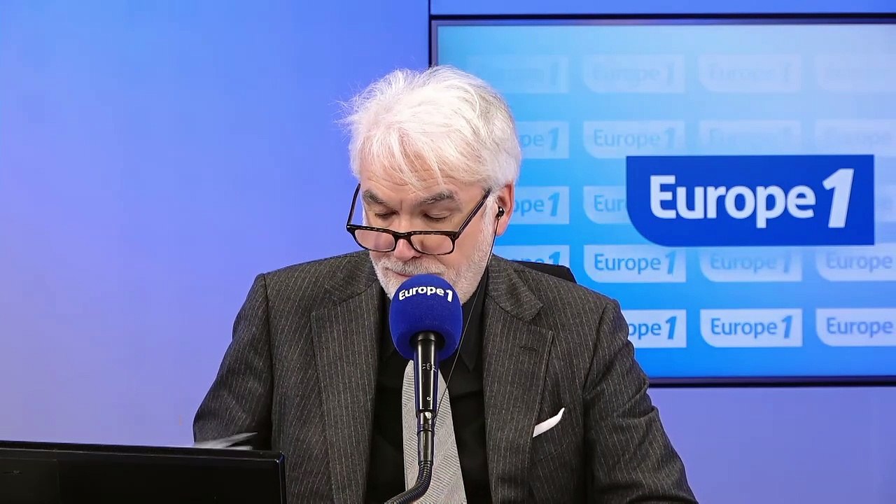 Pascal Praud et vous - Bayrou à Pau, et non à Mayotte : le débat entre Pascal Praud et un auditeur qui comprend le choix du Premier ministre