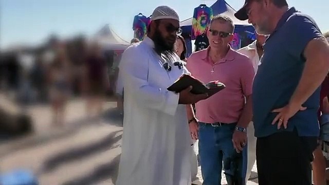 2 Christian Preachers v/s Shaykh Uthman!! They were not Prepared for THIS Conversation!