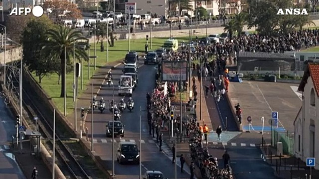 Il Papa ad Ajaccio, e' la prima volta di un Pontefice in Corsica