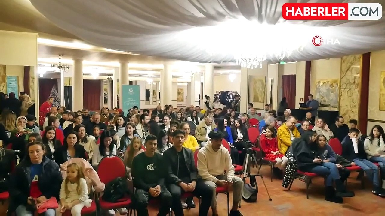 Yunus Emre Enstitüsü, Romanya'da 10. Geleneksel Türkçe Şiir Okuma Yarışması'nı Düzenledi