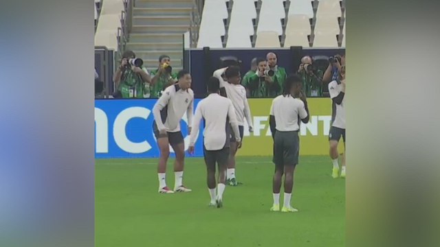 Bellingham and Vinicius share laughs in Real Madrid training before Intercontinental Cup Final