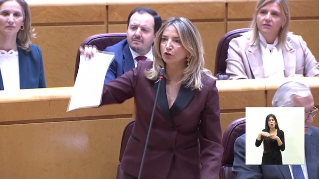 Montero acusa al PP: Vaciar la democracia es convertir los bulos en noticia
