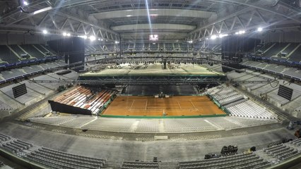Vídeo de la transformación del estadio del Lille para acoger la final de la Copa Davis del año 2016.