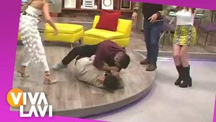 Carlos Posadas y Ángel Castro se agarran a 'golpes'