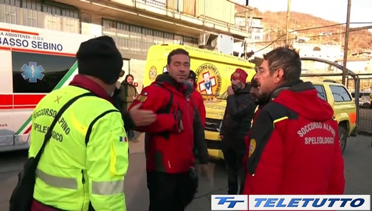 Video News - Speleologa, almeno 48 ore per rivedere la luce