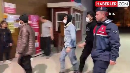 Bursa'da Kaçak Göçmen Operasyonu: 13 Suriye Uyruklu Kişi Yakalandı