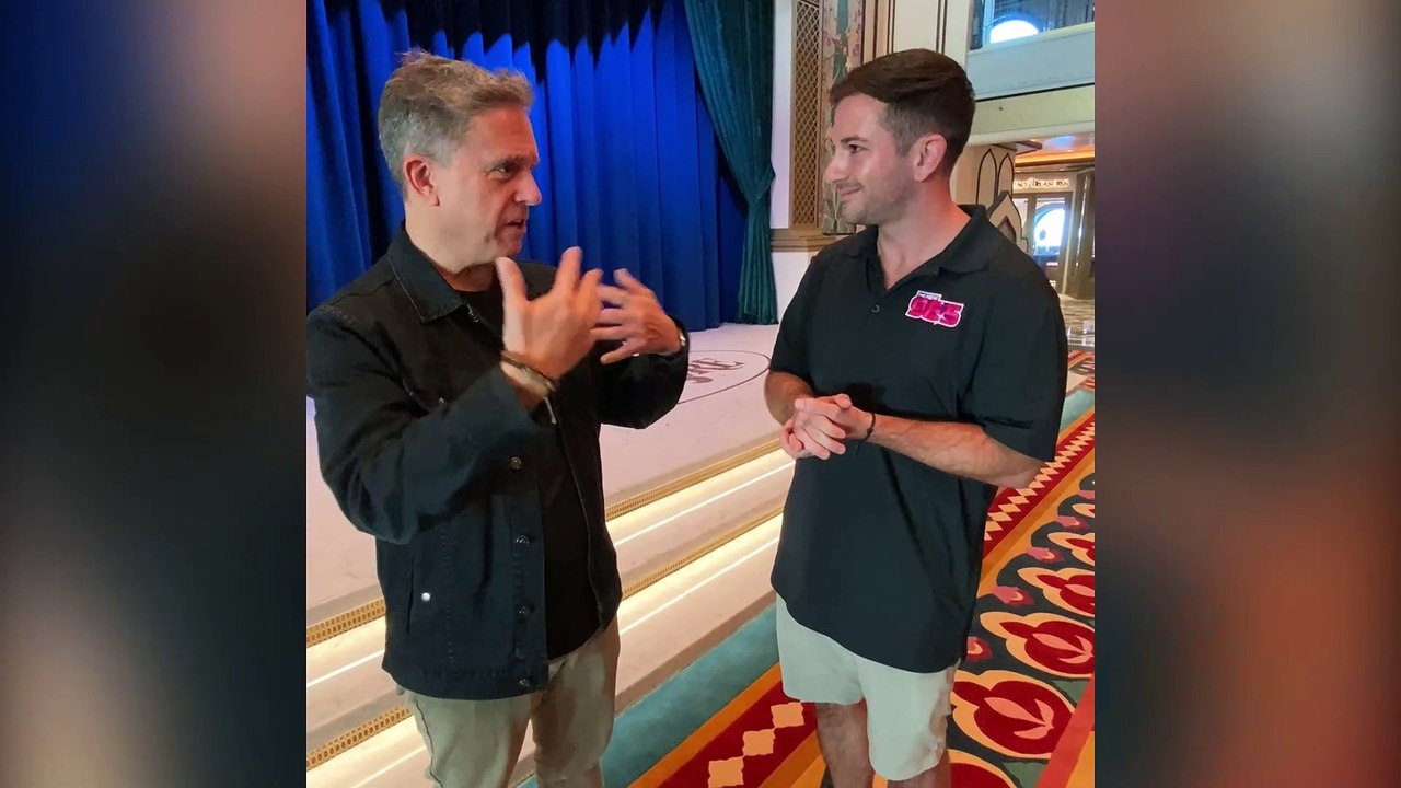 Bennett chats with Lee Unkrich, Film Director, Editor, Writer, Director of Disney • PIXAR’s Coco