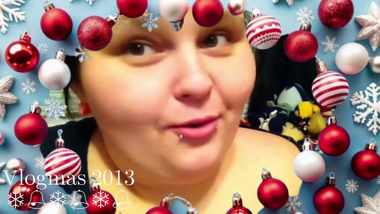 Vlogmas 2013 Day 14: Sick Day In ft. Dominos & Christmas Karaoke