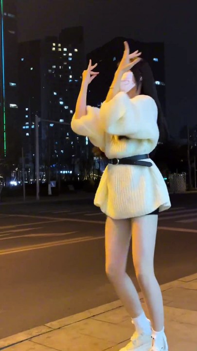 其实我好喜欢这衣服