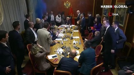 Karadağ Meclis’i karıştı: Muhalefet komisyona sis bombası attı